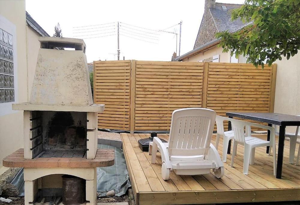 L Embrun Jacuzzi Vila Saint-Malo Exterior foto